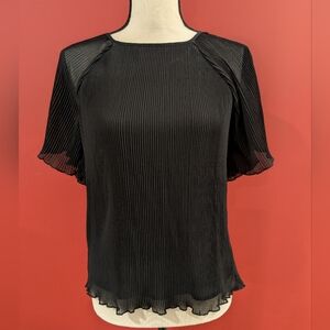 Elegant Black Pleated Women's Top